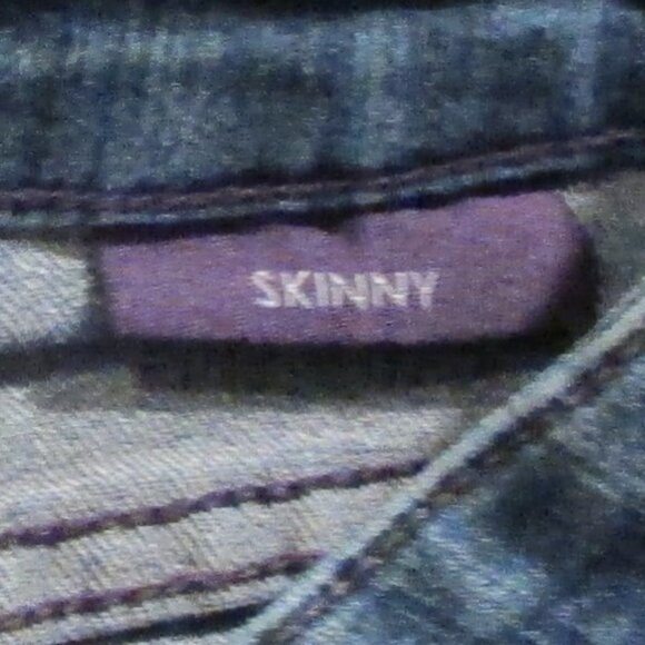 NYDJ Skinny Jean - Picture 4 of 4